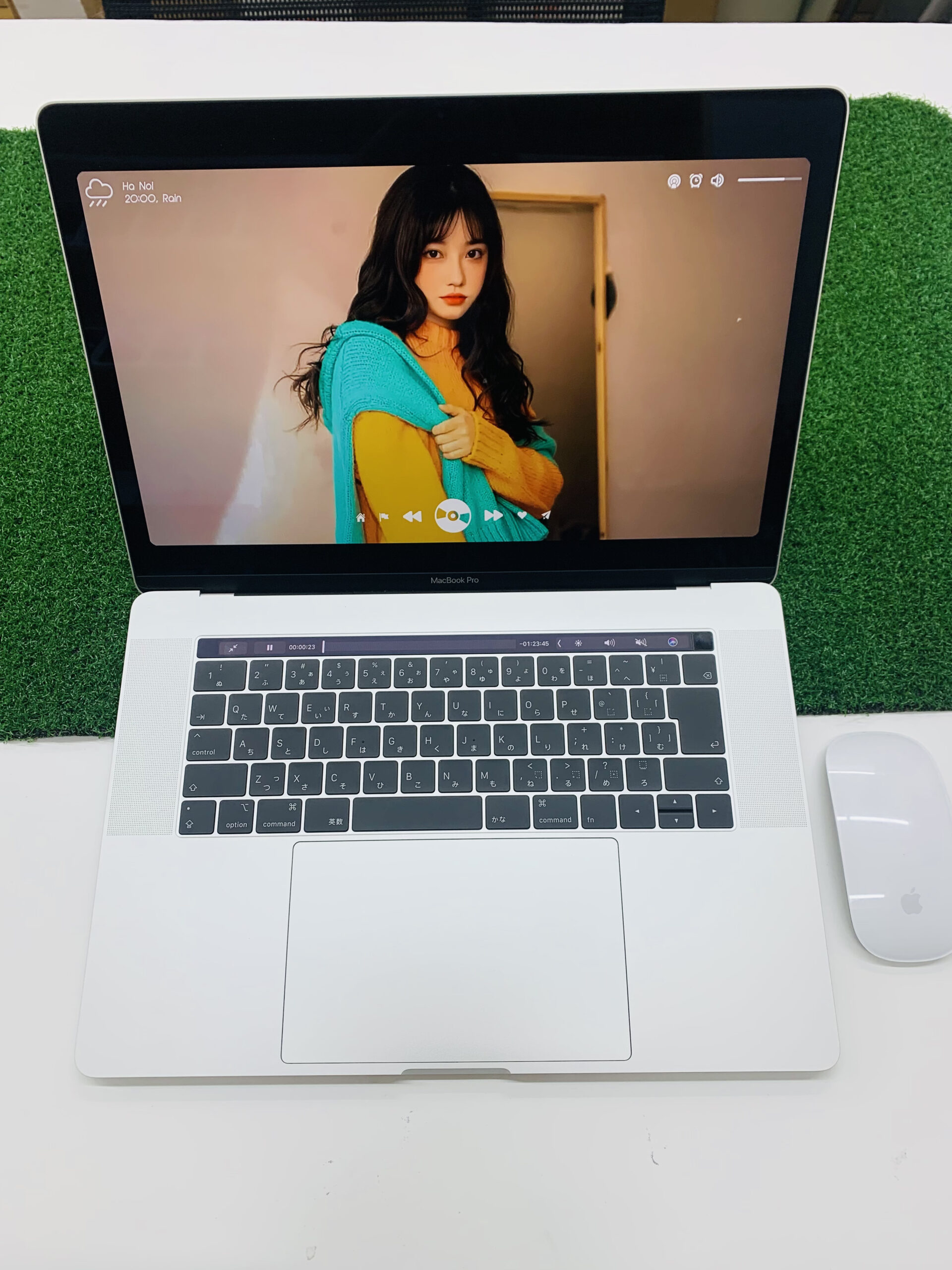 Macbook Pro 2019- A7 i9/ 32G/ 1TB 15inch